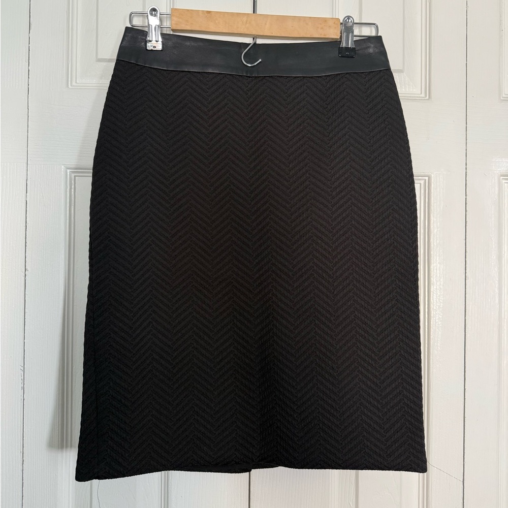 Banana Republic Black Chevron Knit Pencil Skirt